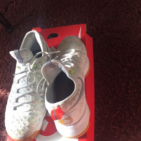 Nike shoes. Adidas shoes. Jordan’s - Picture 6 of 8